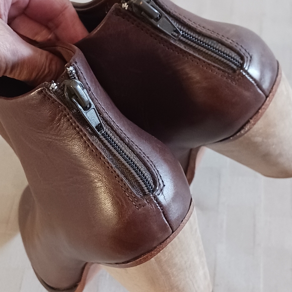 Rachel Comey Leather Ankle Boots - Picture 9 of 13